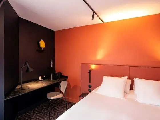 TRIBE Extra balcony overlooking the medieval town