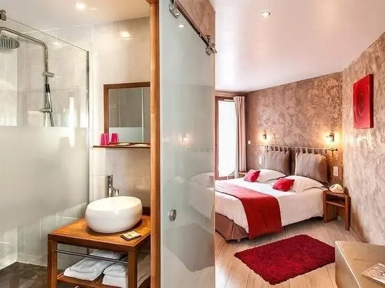 Tek Büyük Yataklı Oda