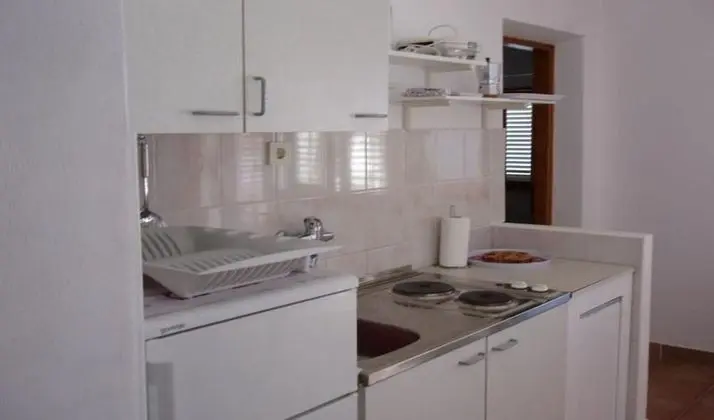 Apart Daire (Desa - 10 m from the beach - A2-Velik)