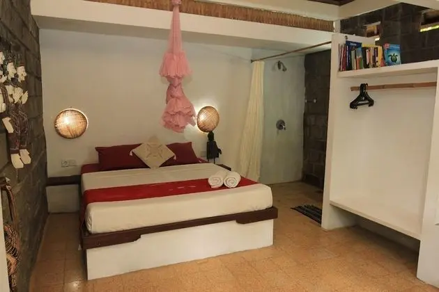 Tek Büyük Yataklı Oda (Private Bathroom)