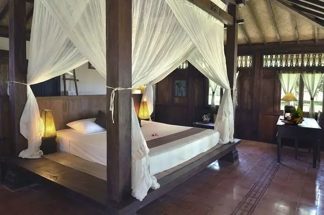 Traditional Oda, Denize Sıfır (Joglo Villa)