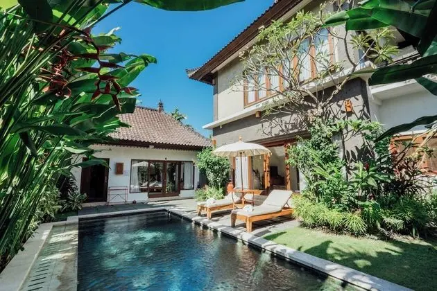 Luxury Villa, 2 Yatak Odası, Kişiye Özel Havuzlu, Bahçeli