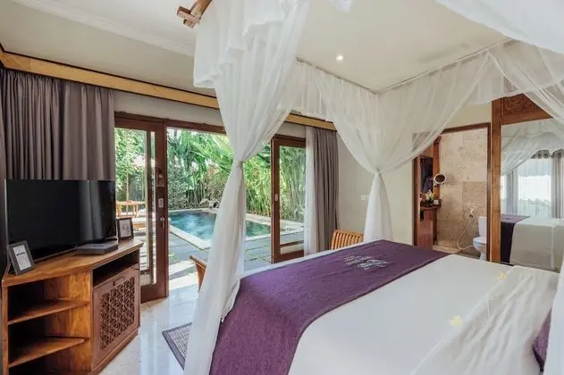 Luxury Villa, 2 Yatak Odası, Kişiye Özel Havuzlu, Bahçeli