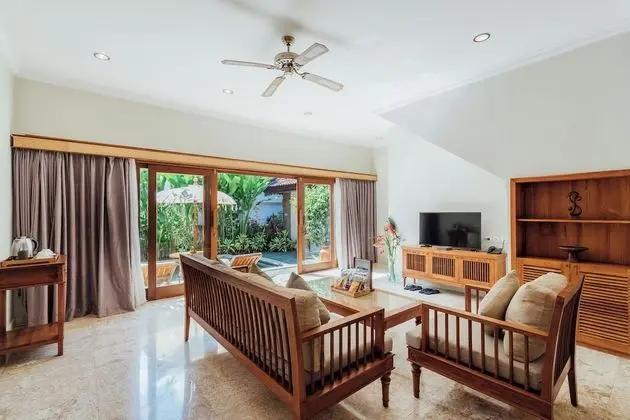 Luxury Villa, 2 Yatak Odası, Kişiye Özel Havuzlu, Bahçeli