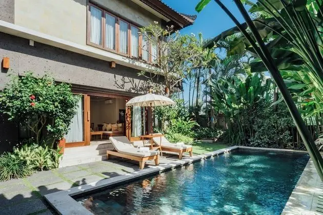 Luxury Villa, 2 Yatak Odası, Kişiye Özel Havuzlu, Bahçeli