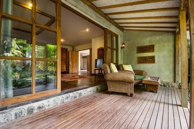 Villa, Sigara İçilebilir