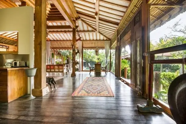 Villa, Sigara İçilebilir