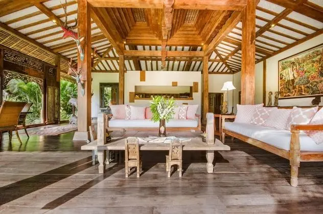 Villa, Sigara İçilebilir
