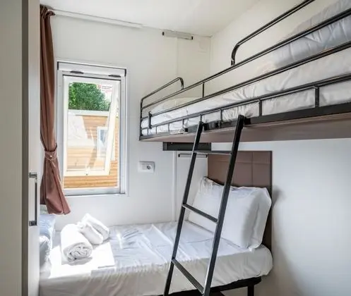 Exclusive Karavan, 3 Yatak Odası, Kısmi Göl Manzaralı (Pet Friendly)