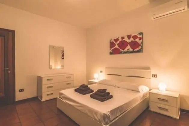 Apart Daire, 2 Yatak Odası, Göl Manzaralı