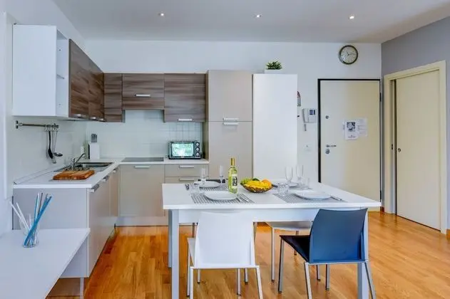 Deluxe Süit, 1 Yatak Odası, Havuz Kullanımı, Göl Kenarı