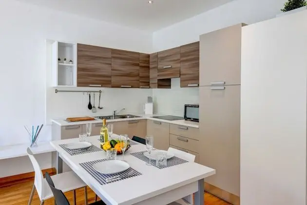 Deluxe Süit, 1 Yatak Odası, Havuz Kullanımı, Göl Kenarı