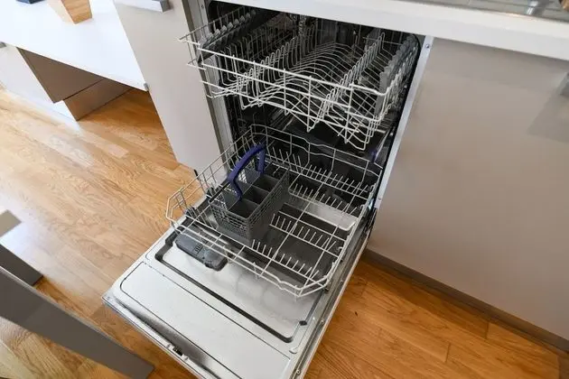 Deluxe Süit, 1 Yatak Odası, Havuz Kullanımı, Göl Kenarı