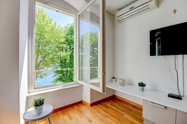 Deluxe Süit, 1 Yatak Odası, Havuz Kullanımı, Göl Kenarı