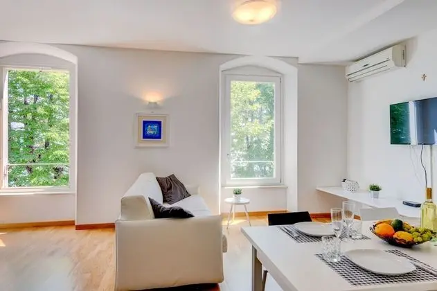 Deluxe Süit, 1 Yatak Odası, Havuz Kullanımı, Göl Kenarı