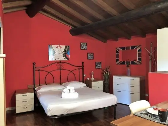 Basic Stüdyo, 1 Büyük (Queen) Boy Yatak, Küçük Mutfak, Kule