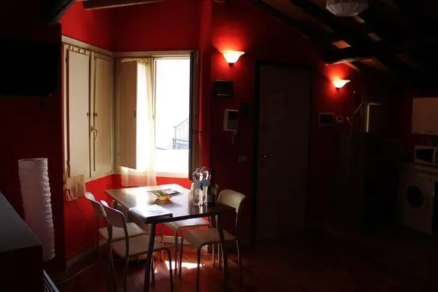 Basic Stüdyo, 1 Büyük (Queen) Boy Yatak, Küçük Mutfak, Kule