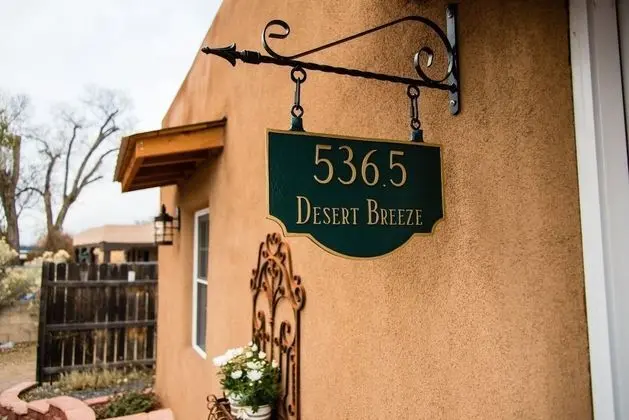 Ev (Desert Breeze - Delightful Railyard A)