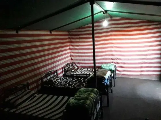 Çadır, Tepe Manzaralı, Dağ Yamacı