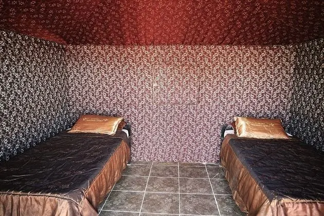 Basic Çadır, 2 Tek Kişilik Yatak, Dağ Manzaralı