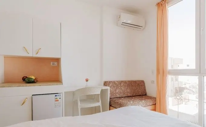 Panoramic Tek Büyük Yataklı Oda (Double room with Pyramids view)