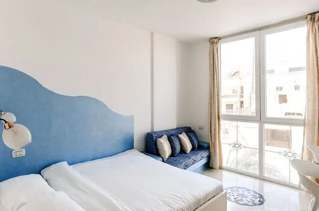 Panoramic Üç Kişilik Oda (2 + 1 room with Pyramids view)