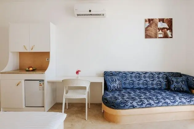 Panoramic Üç Kişilik Oda (2 + 1 room with Pyramids view)