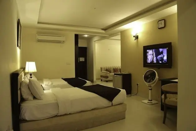 Standard Tek Büyük Yataklı Oda