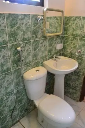 Üç Kişilik Oda