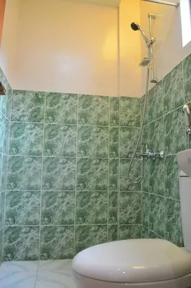 Üç Kişilik Oda