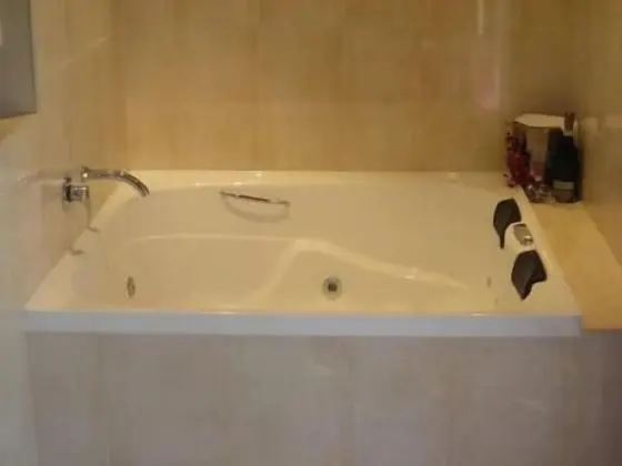 Standard Oda, Sigara İçilmez, Jakuzi (Luxurious Spa Suite)
