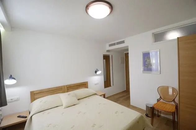 Standard Tek Büyük veya İki Ayrı Yataklı Oda, 1 Çift Kişilik Yatak, Özel Banyo