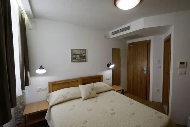 Standard Tek Büyük veya İki Ayrı Yataklı Oda, 1 Çift Kişilik Yatak, Özel Banyo