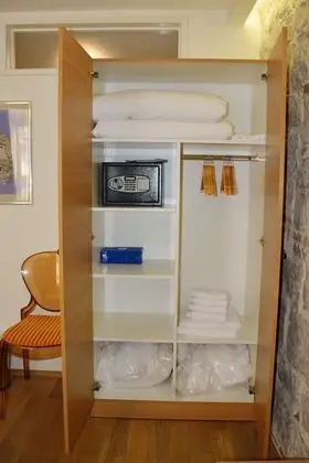 Standard Tek Büyük veya İki Ayrı Yataklı Oda, 1 Çift Kişilik Yatak, Özel Banyo