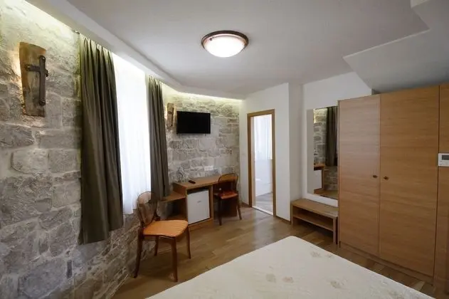 Superior Tek Büyük veya İki Ayrı Yataklı Oda, 1 Çift Kişilik Yatak, Özel Banyo, Köşe