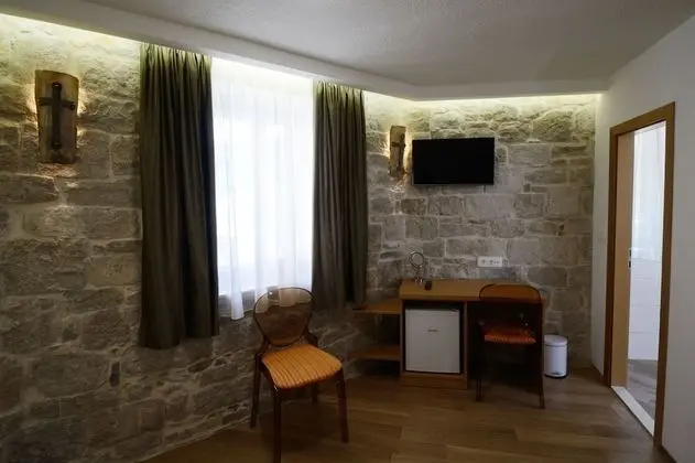 Superior Tek Büyük veya İki Ayrı Yataklı Oda, 1 Çift Kişilik Yatak, Özel Banyo, Köşe