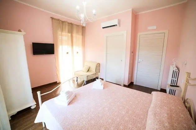 Standard Tek Büyük veya İki Ayrı Yataklı Oda