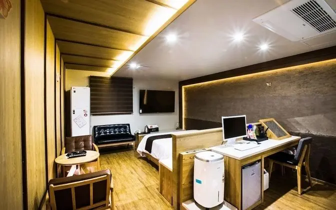 Oda (Deluxe (Room Random Assignment Styler)