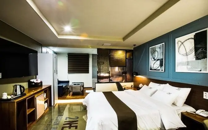 Oda (Deluxe (Room Random Assignment Styler)