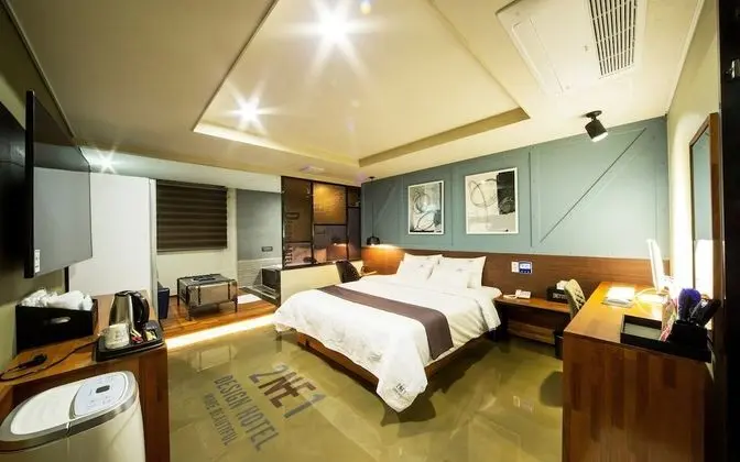 Oda (Deluxe (Room Random Assignment Styler)