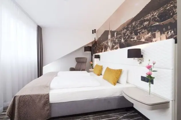 Comfort Tek Büyük Yataklı Oda