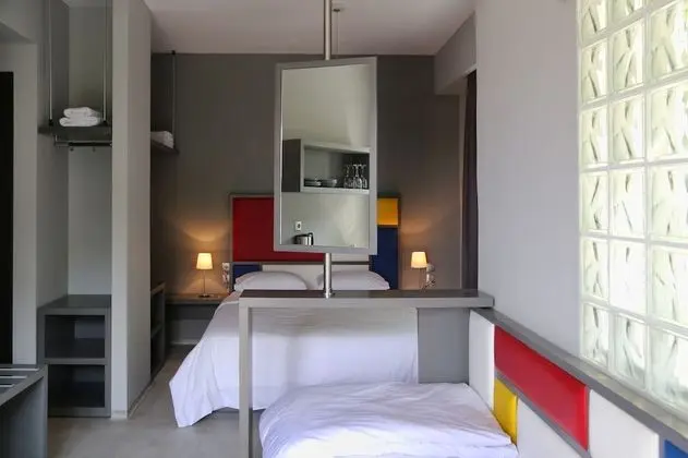 Üç Kişilik Oda, Balkon, Bahçe Manzaralı