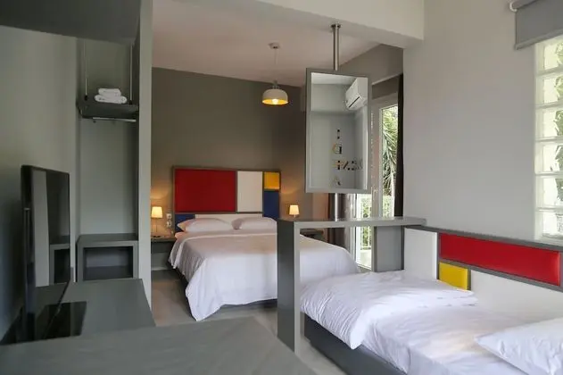 Üç Kişilik Oda, Balkon, Bahçe Manzaralı