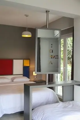 Üç Kişilik Oda, Balkon, Bahçe Manzaralı