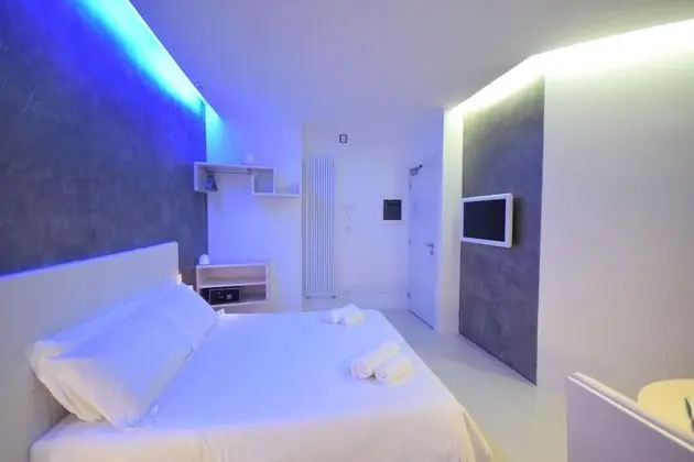 Luxury Tek Büyük Yataklı Oda