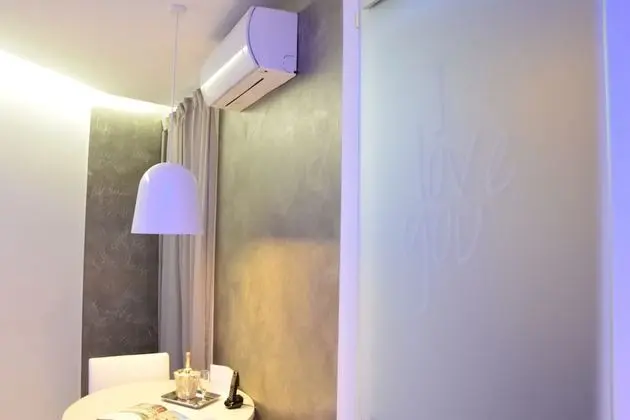 Luxury Tek Büyük Yataklı Oda