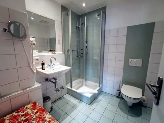 Üç Kişilik Oda, 1 Yatak Odası, Sigara İçilmez, Balkon