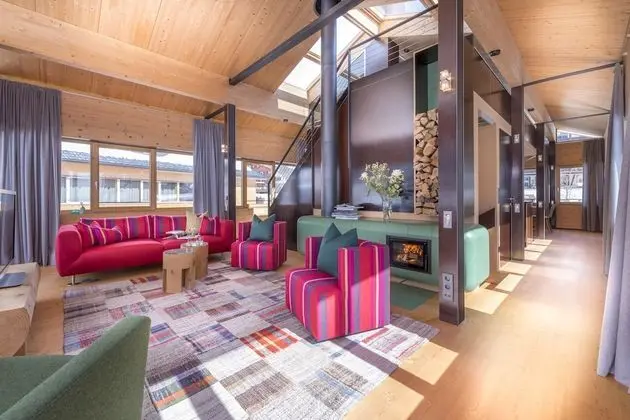 Luxury Chalet Red