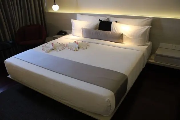 Luxury Oda