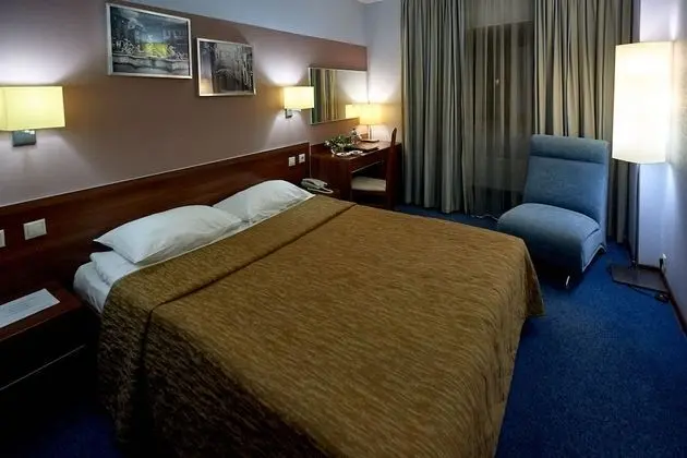 Comfort Tek Büyük Yataklı Oda